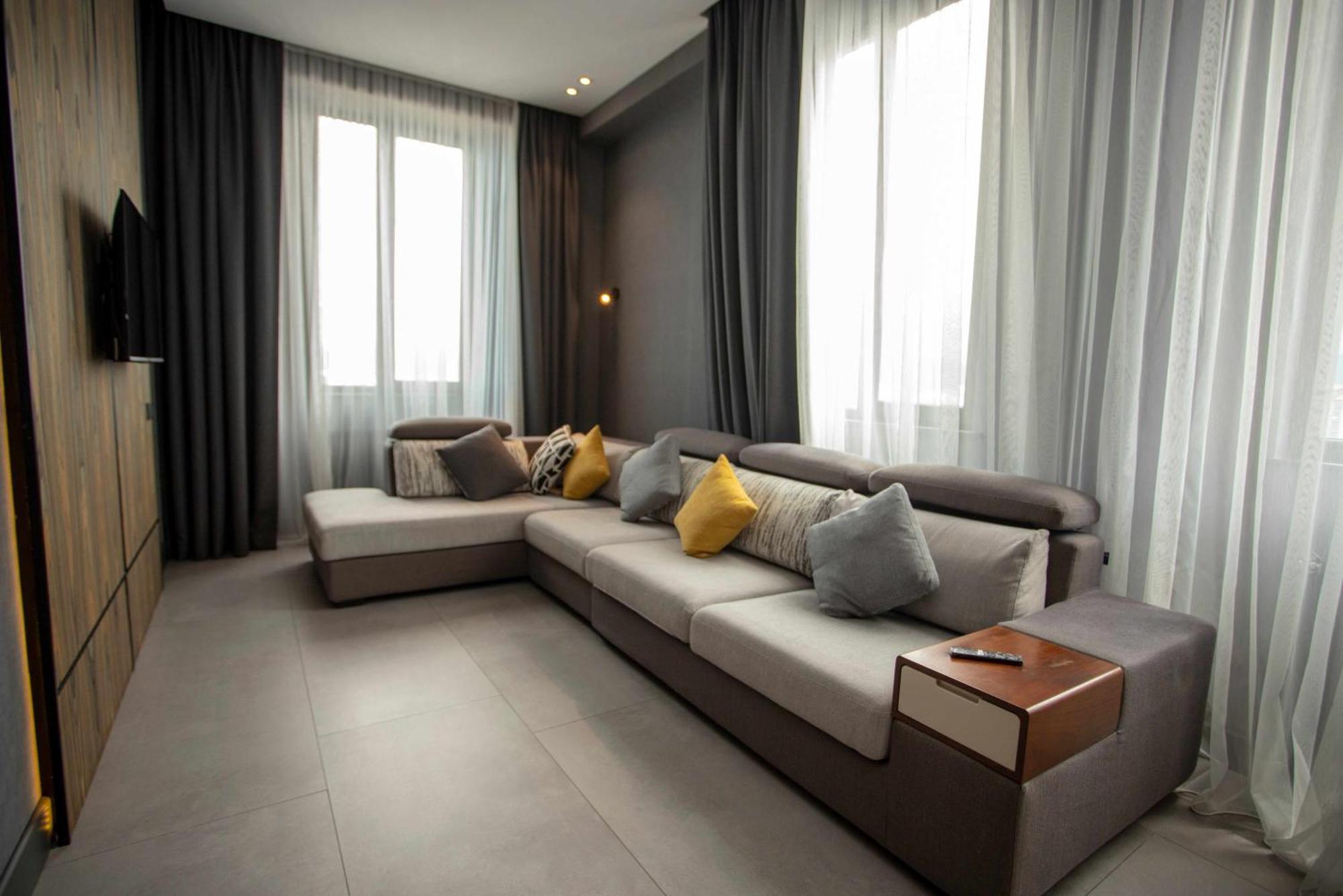 Gumbati Apart Hotel Батуми Экстерьер фото
